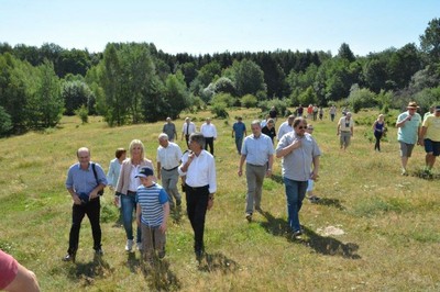 Exkursion in das Naturschutzgebiet "Grubenfelder Leonie" im Rahmen der BayernTourNatur. 