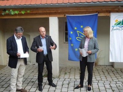 Besuch  des Fledermaushauses Hohenburg.