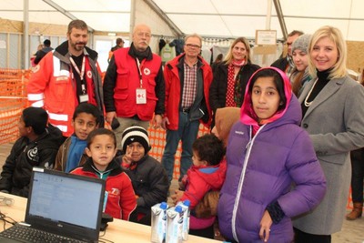 Ein herzliches Vergelt's Gott an alle Helferinnen und Helfer im Camp Shelterschleife Erding für ihr herausragendes Engagement! Ich bin zutiefst beeindruckt von Eurer Hilfsbereitschaft!