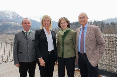 Unsere Nationalparks sind wahre Kronjuwelen der Artenvielfalt. Der Nationalpark Berchtesgaden ist dabei nicht nur ein wunderschönes Stück Bayern, sondern auch ein wirtschaftliches Erfolgsmodell. 2015 war ein Rekordjahr!