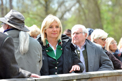 Die BayernTourNatur-Saison 2016 ist eröffnet! Gemeinsam mit dem Bayerischen Ministerpräsidenten Horst Seehofer und Seiner Königlichen Hoheit, Prinz Wolfgang von Bayern, habe ich in Neuburg a. d. Donau den Startschuss gegeben.