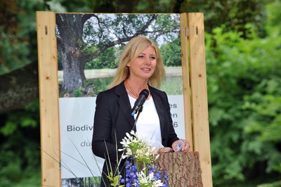 Verleihung des Bayerischen Biodiversitätspreises 2016 im Schloss Aufhausen bei Erding verliehen. Gewürdigt wurden Personen und Institutionen, die sich für den wertvollen Lebensraum Baum engagieren.