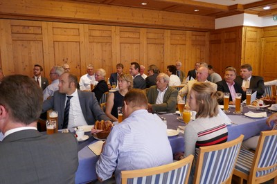 "Bier & Bayern" war das Thema unseres traditionellen Unternehmerfrühstücks in Erding. Herzlichen Dank an Dr. Richard Loibl, den Leiter des Hauses der Bayerischen Geschichte, für den sehr unterhaltsamen und informativen Vortrag!